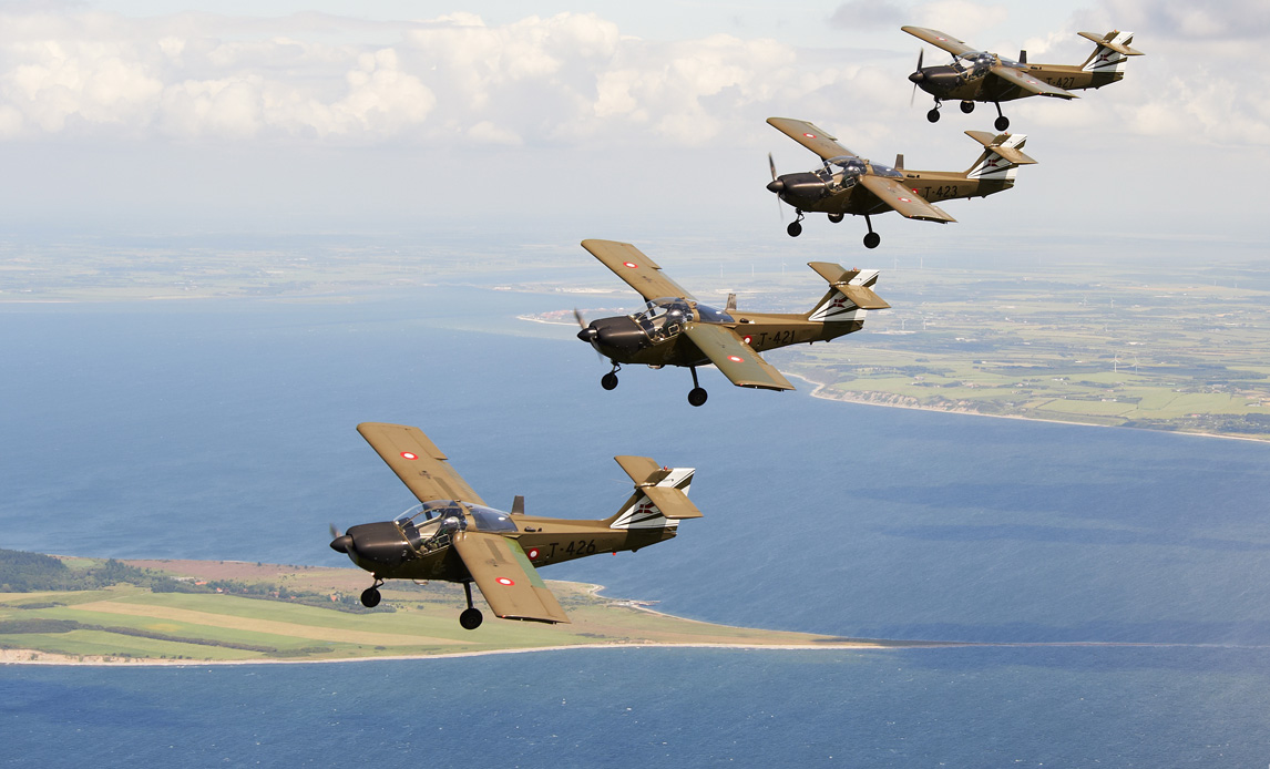 Flyveskolens opvisningshold Baby Blue T-17. T17 FLSK