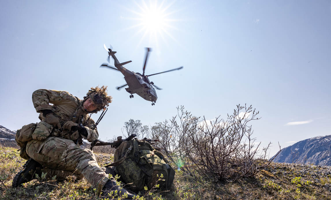 Soldater fra XIII bataljon på øvelse i Grønland