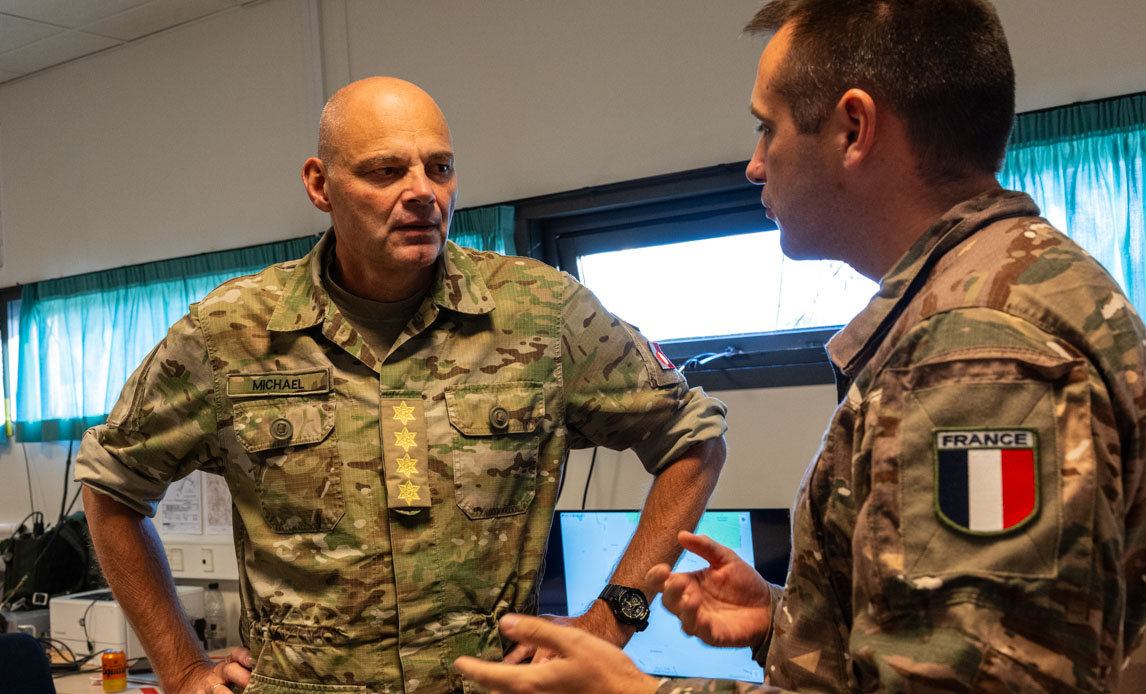 Forsvarschefen og fransk leder