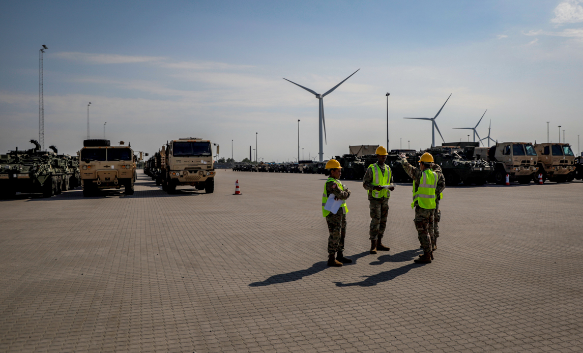 Amerikanske køretøjer på havnen i Esbjerg