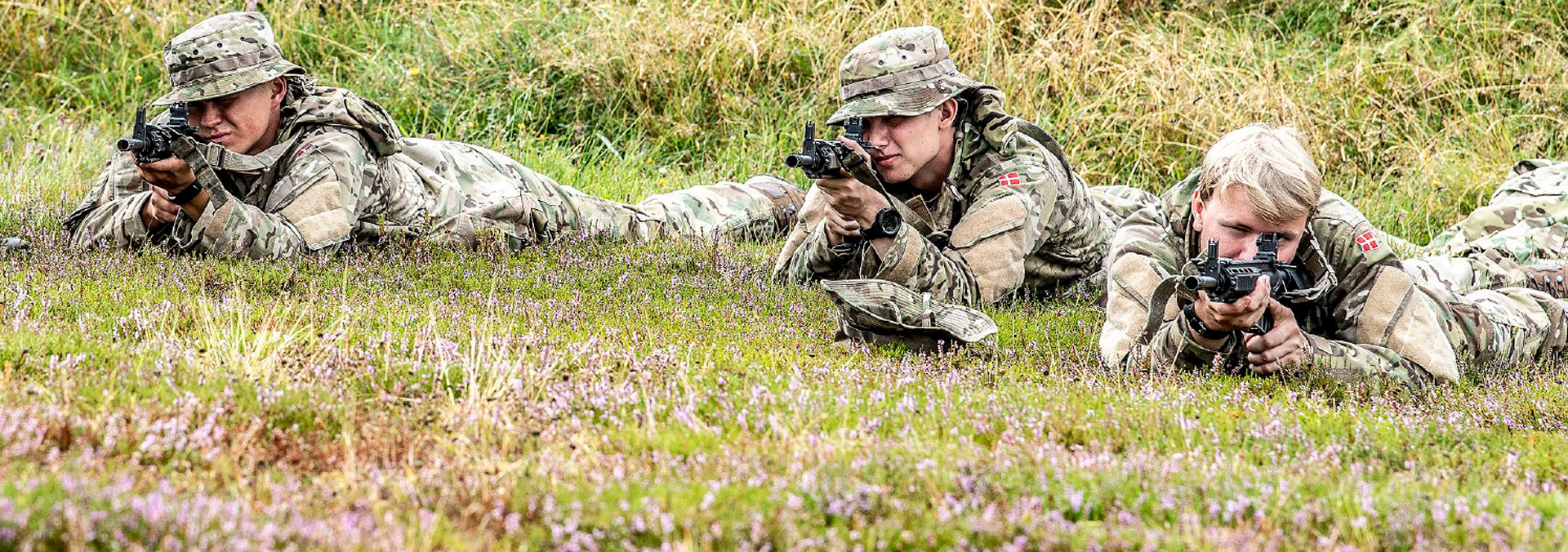 De værnepligtige ved Danske Artilleriregiment gør tjeneste i Mysundebatteriet, som organisatorisk er en del af 2. Kapacitetsafdeling. De undervises i SKYT og skydning.