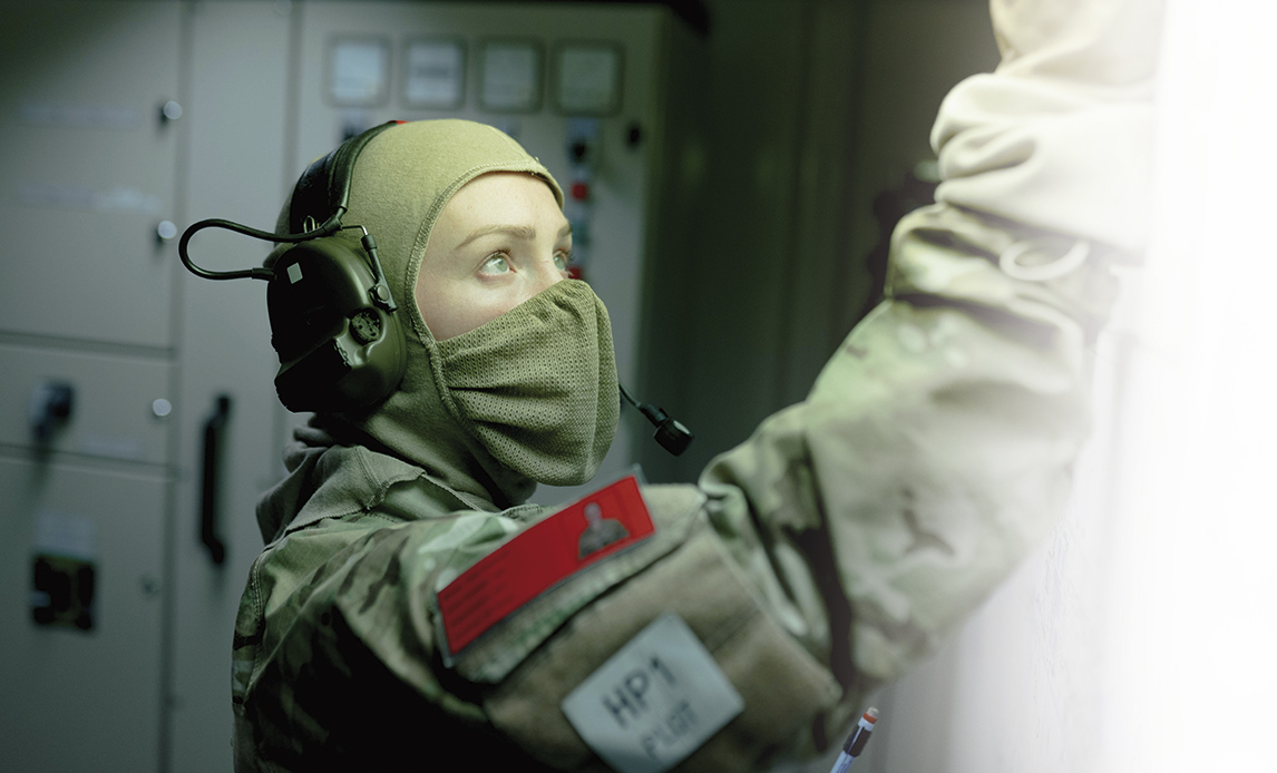 Kvindelig gast på et af Søværnets skibe