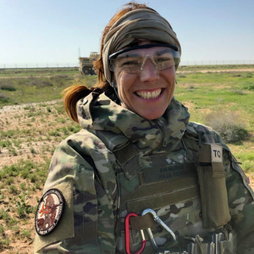 Close up billede af sigeplejerske i Forsvaret